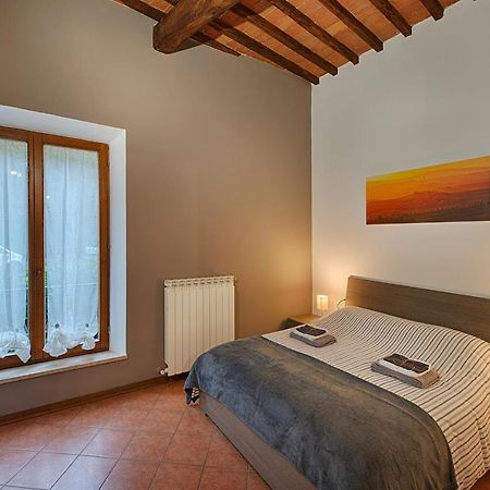 Casazappa - In Centro A Piedi, Parcheggio E Giardino Privato Apartment Сиена Екстериор снимка