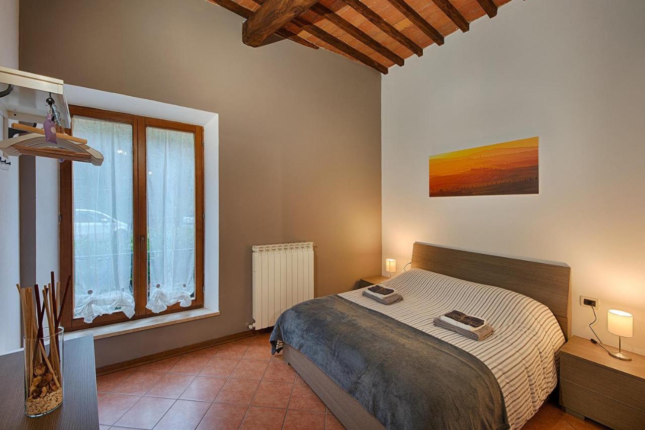 Casazappa - In Centro A Piedi, Parcheggio E Giardino Privato Apartment Сиена Екстериор снимка